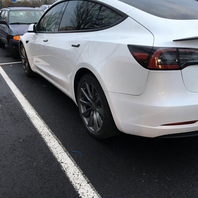 Model 3 18 wheels discount